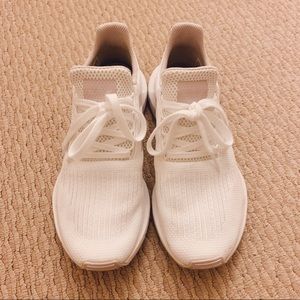 Adidas Swift Run Sneakers - Womens 7.5